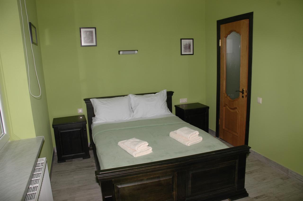 Guest House Lviv Eksteriør billede