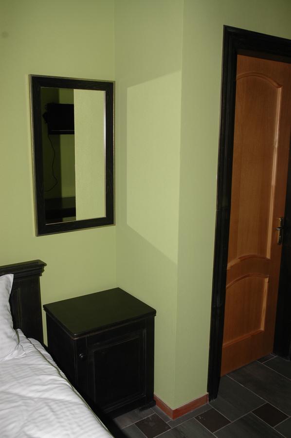 Guest House Lviv Eksteriør billede