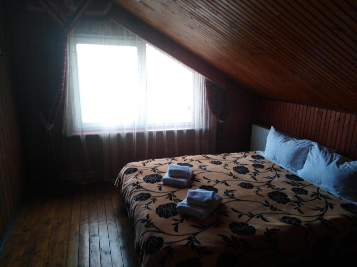 Guest House Lviv Eksteriør billede